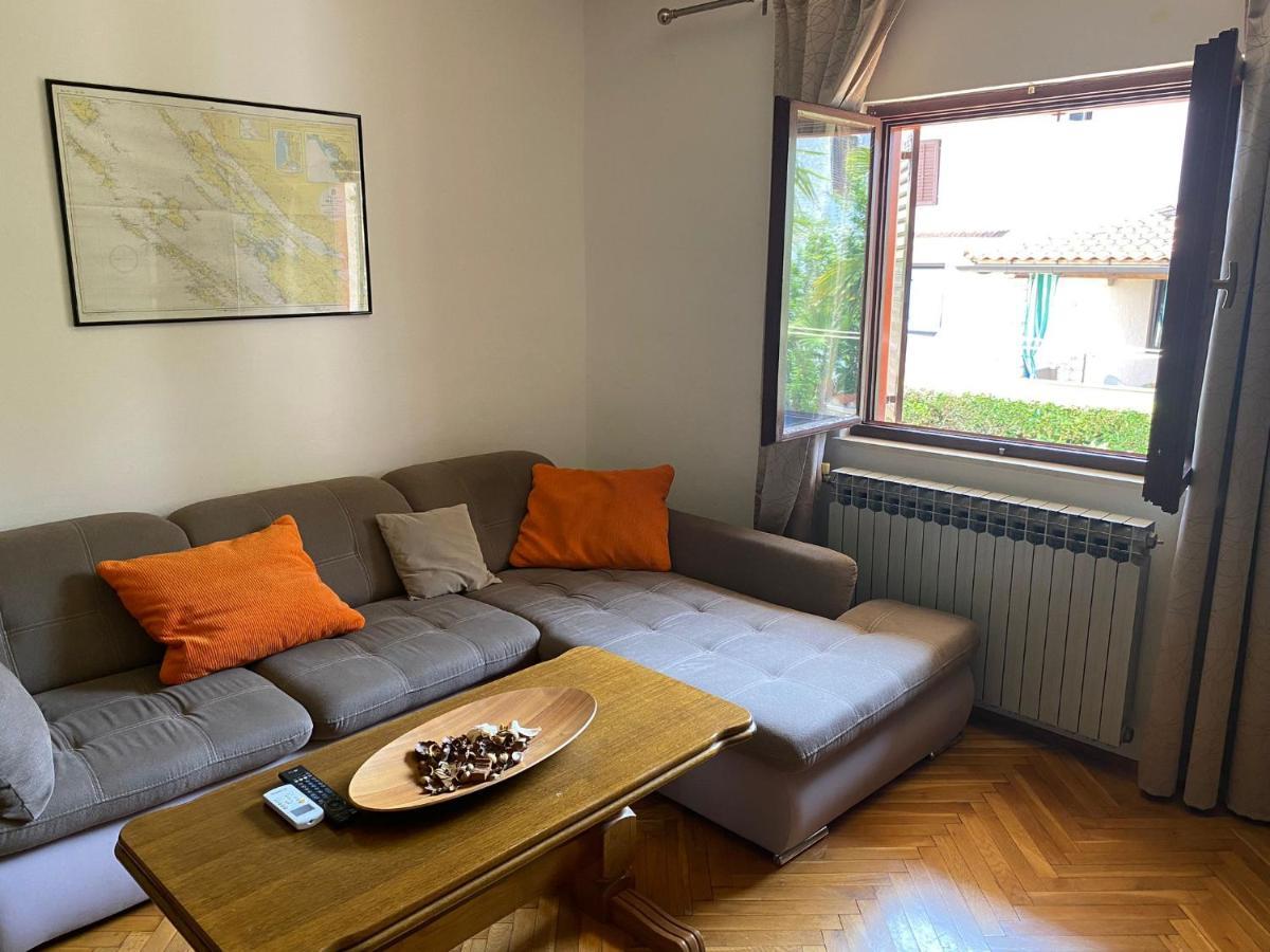 Apartmani Ana Borovac Funtana Eksteriør bilde
