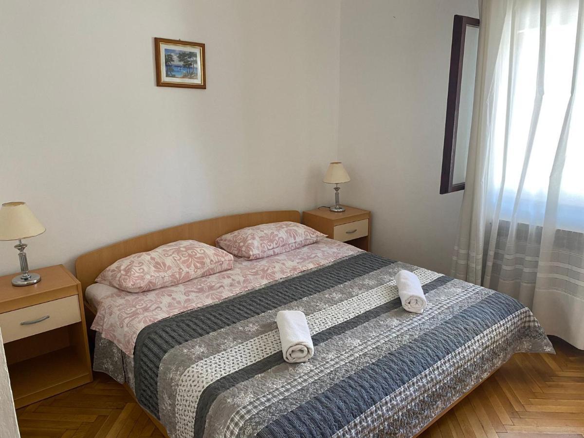 Apartmani Ana Borovac Funtana Eksteriør bilde